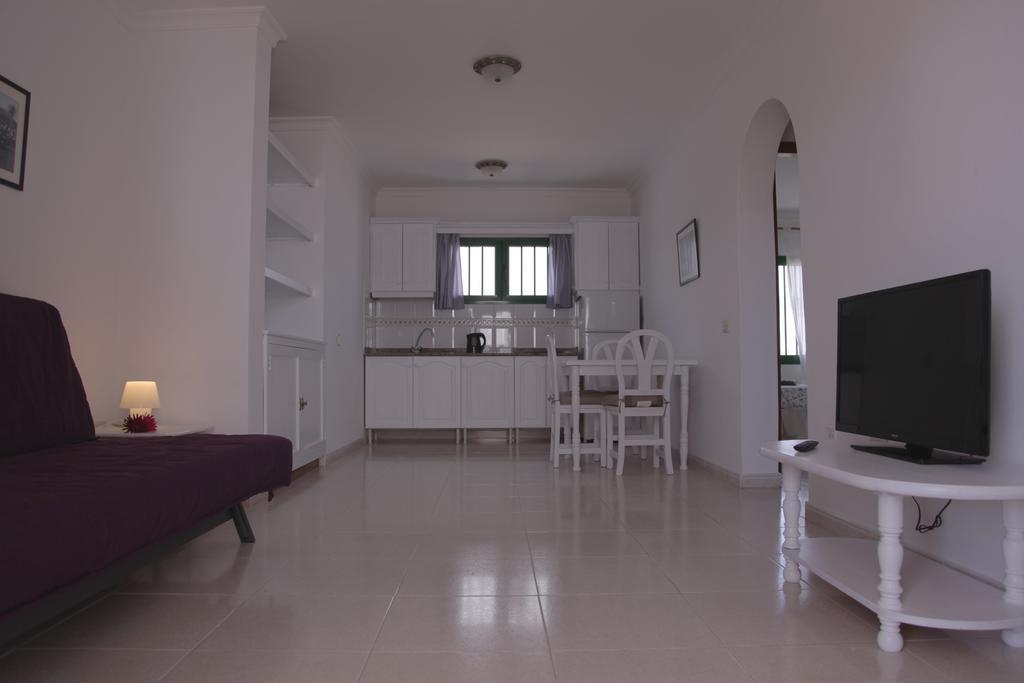 Apartamentos Flamboyant Adults Only Puerto del Carmen  Habitación foto